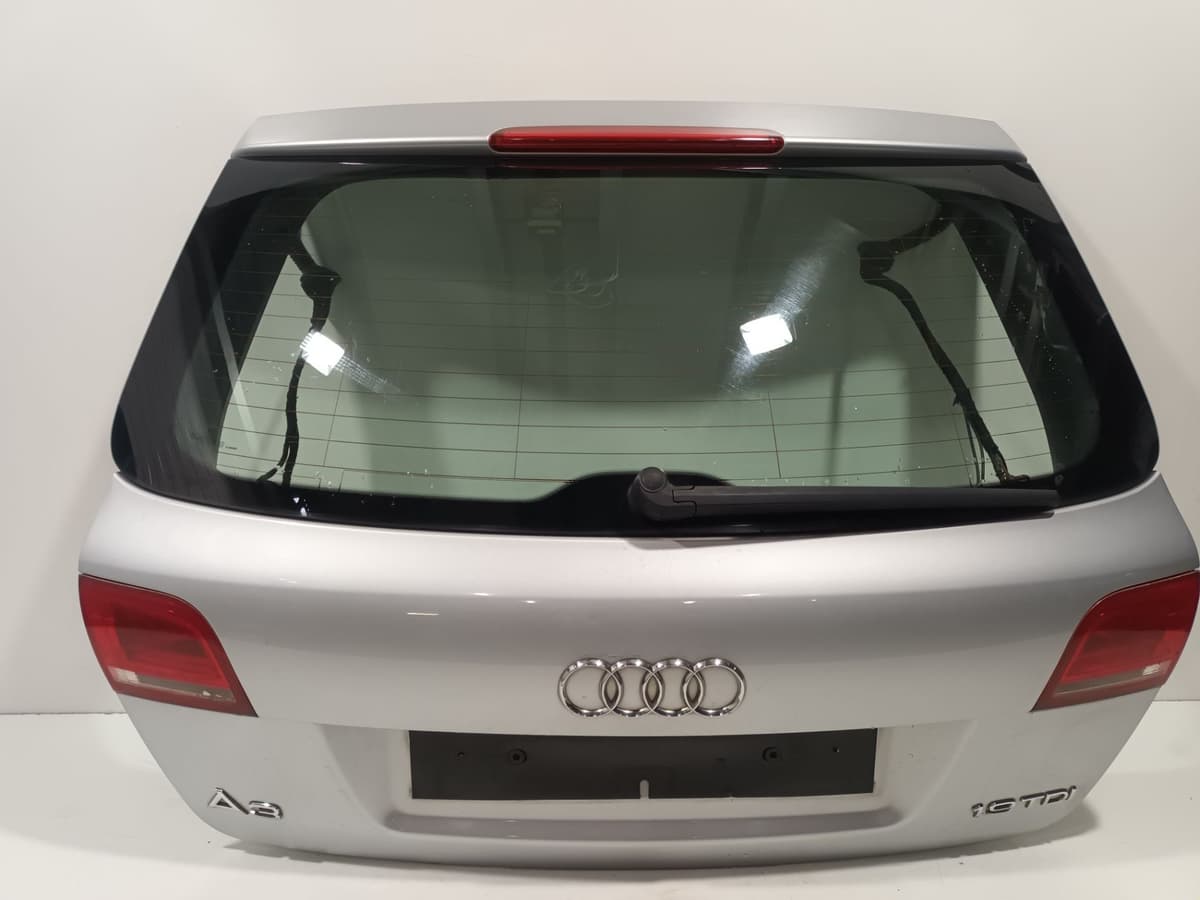 Malle / hayon / coffre — AUDI — A3 II SPORTBACK — PHASE 2 — OE 8P4827023H — occasion garantie 2 ans