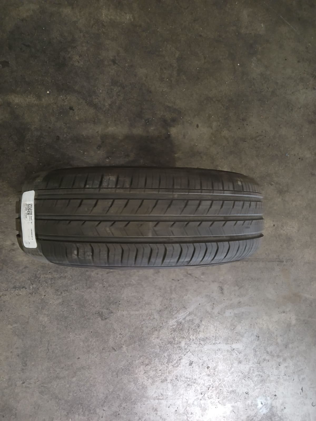 Pneu — OPEL — COMBO II — PHASE 2 — OE 185/60R15 — occasion garantie 2 ans