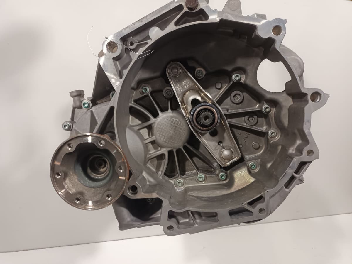 Boite de vitesses — VOLKSWAGEN — GOLF V — OE 0AF300042H — occasion garantie 2 ans