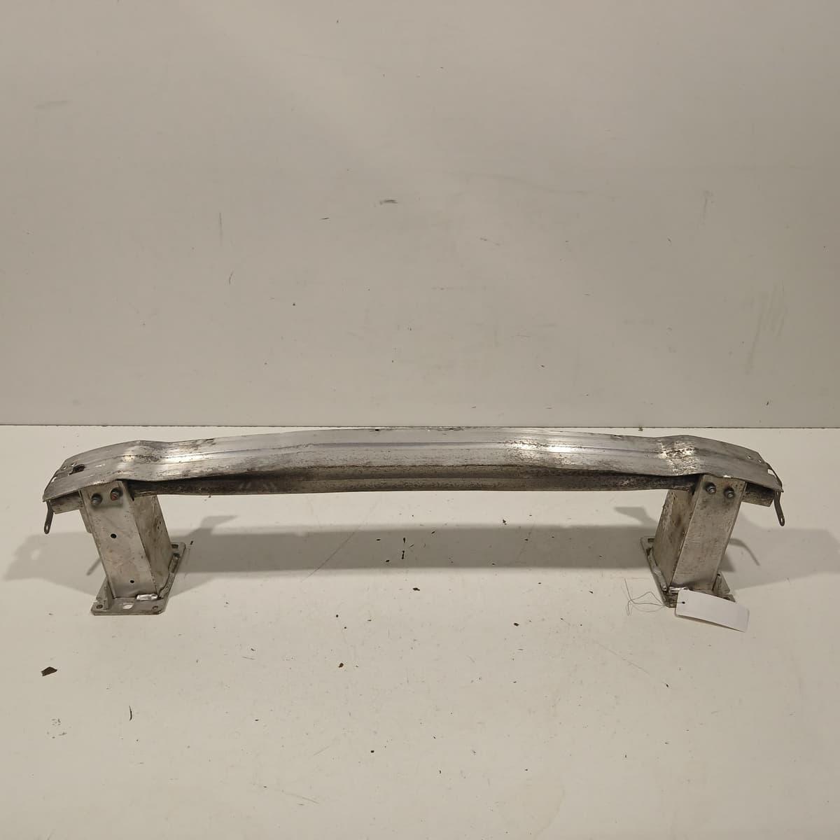 Renfort pare-choc avant — AUDI — Q5 — PHASE 2 — OE 8R0807113B — occasion garantie 2 ans