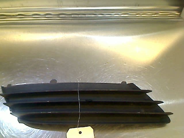 Grille de pare choc avant droit — OPEL — ASTRA III — PHASE 1 — OE 513708148028 — occasion garantie 2 ans