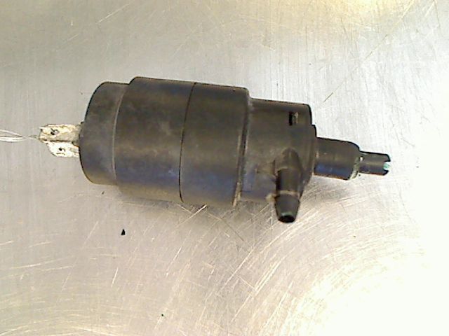 Pompe lave-glace avant — ALFA ROMEO — 145 — PHASE 3 — OE 4676097 — occasion garantie 2 ans