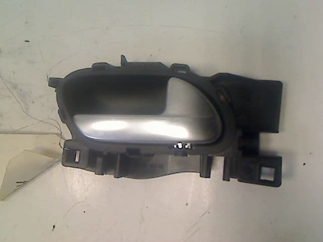 Poignee interieur porte arriere droit — CITROEN — DS4 — PHASE 1 — OE 9144G4 — occasion garantie 2 ans