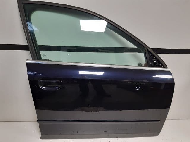 Porte avant droite — AUDI — A4 — PHASE 1 — OE 8E0831052 — occasion garantie 2 ans