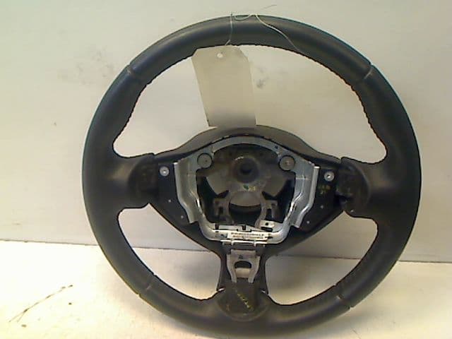 Volant direction — NISSAN — JUKE — OE 484301KB1A — occasion garantie 2 ans