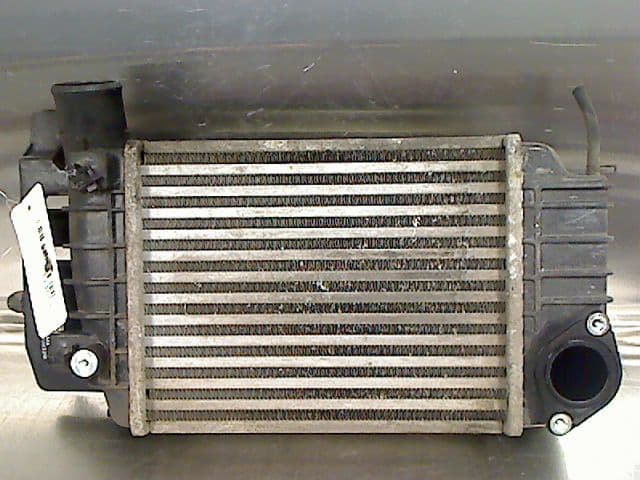 Refroidisseur air — TOYOTA — YARIS — PHASE 1 — OE 131302112698 — occasion garantie 2 ans