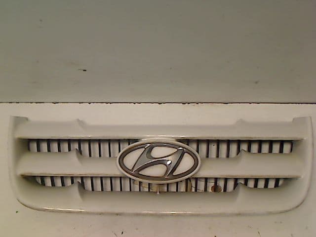 Calandre — HYUNDAI — MATRIX — PHASE 1 — OE 8636017000CA — occasion garantie 2 ans