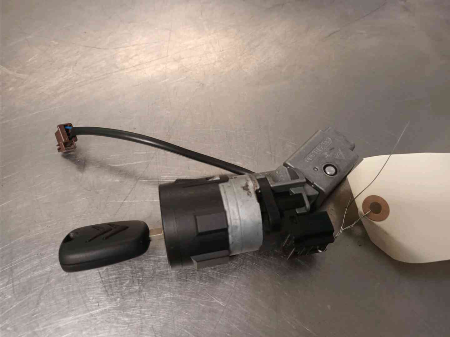 Neiman - antivol de direction — CITROEN — C4 PICASSO — PHASE 1 — OE 4162XT — occasion garantie 2 ans
