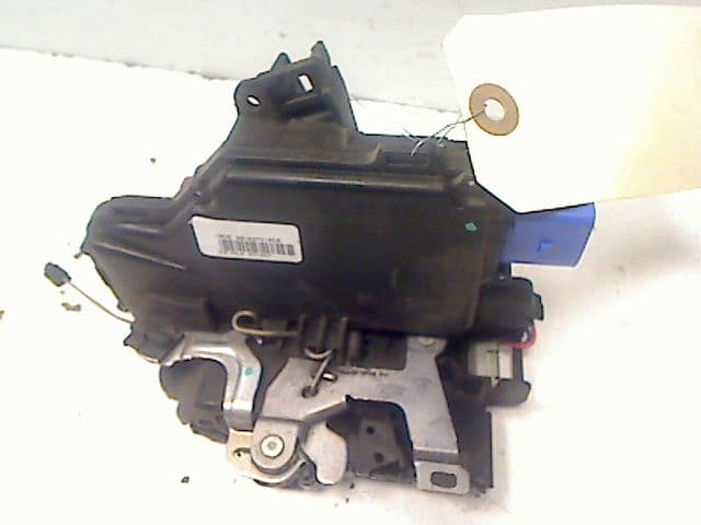 Serrure porte avant droit — SKODA — FABIA — PHASE 1 — OE 3D1837016AE — occasion garantie 2 ans