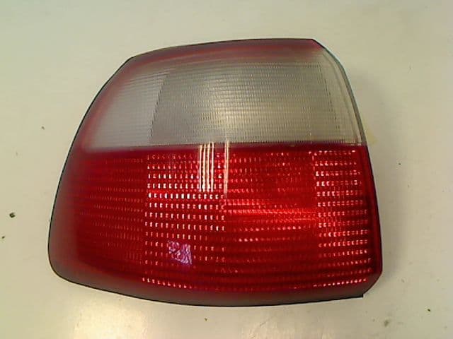 Feu arriere gauche — OPEL — OMEGA II — PHASE 2 — OE 9193253 — occasion garantie 2 ans