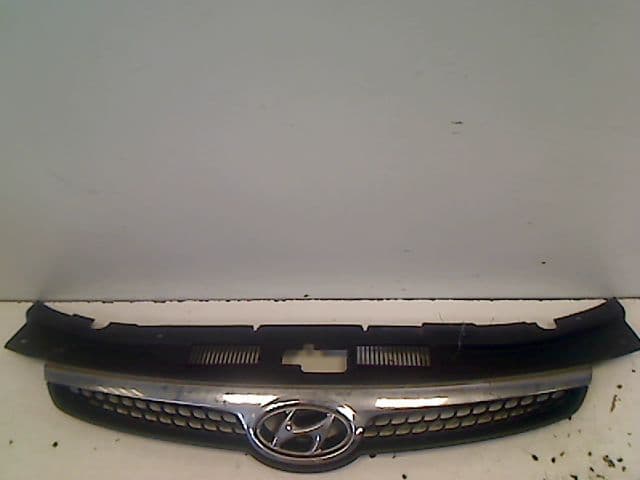 Calandre — HYUNDAI — I30 I — PHASE 1 — OE 863512L000 — occasion garantie 2 ans