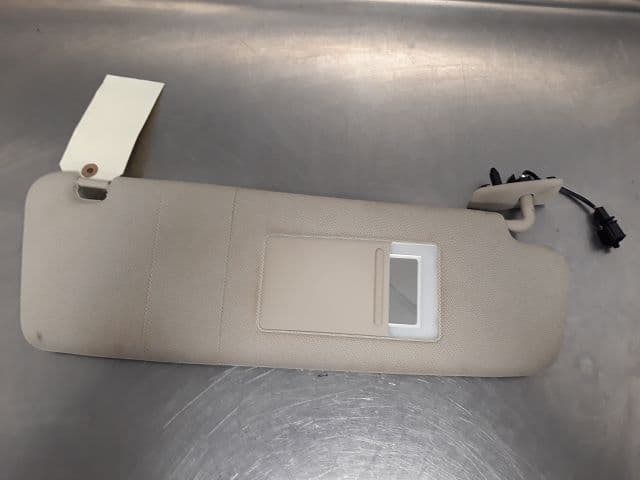 Pare soleil droit — AUDI — Q7 — PHASE 2 — OE 4L1857552MM66 — occasion garantie 2 ans