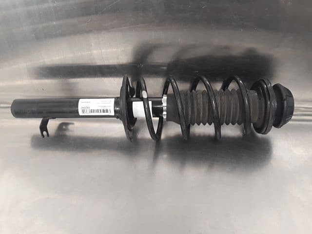Amortisseur avant droit — TOYOTA — AYGO — PHASE 3 — OE 485100H030 — occasion garantie 2 ans