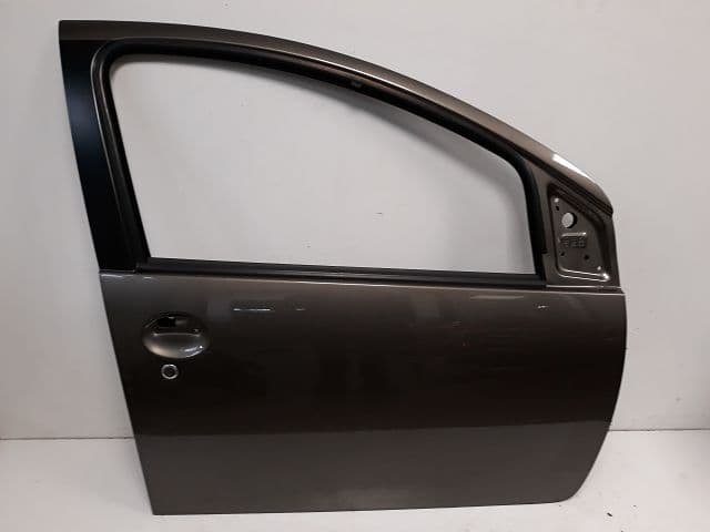 Porte avant droite — TOYOTA — AYGO — PHASE 3 — OE 670010H010 — occasion garantie 2 ans