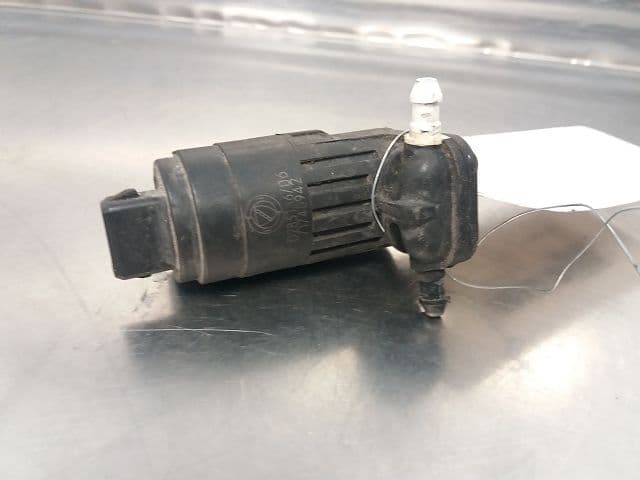 Pompe lave-glace avant — ALFA ROMEO — 145 — PHASE 1 — OE 71740942 — occasion garantie 2 ans