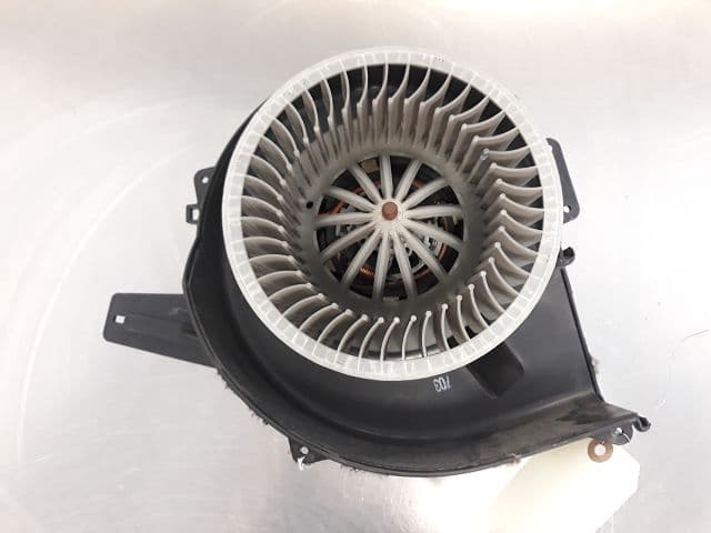 Moteur ventilateur chauffage — SKODA — FABIA — PHASE 2 — OE 6R1819015A — occasion garantie 2 ans