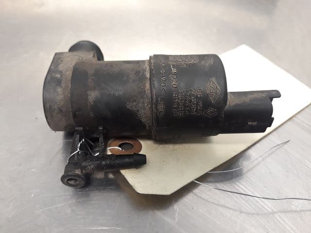 Pompe lave-glace avant — RENAULT — MASTER — PHASE 1 — OE 813102019086 — occasion garantie 2 ans