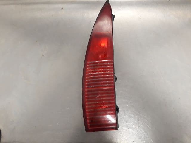 Feu arriere droit — CITROEN — C5 — PHASE 1 BREAK — OE 6351P7 — occasion garantie 2 ans