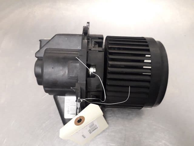Ventilateur de chauffage — RENAULT — CAPTUR I — PHASE 1 — OE 272101005R — occasion garantie 2 ans
