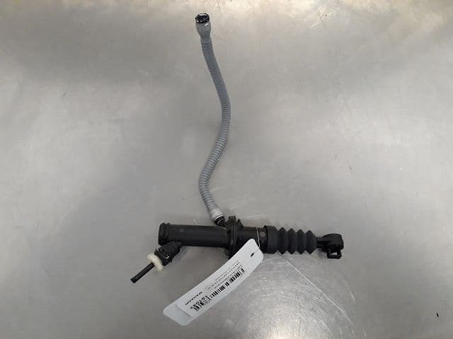 Emetteur embrayage — RENAULT — CAPTUR — PHASE 1 — OE 306105773R — occasion garantie 2 ans
