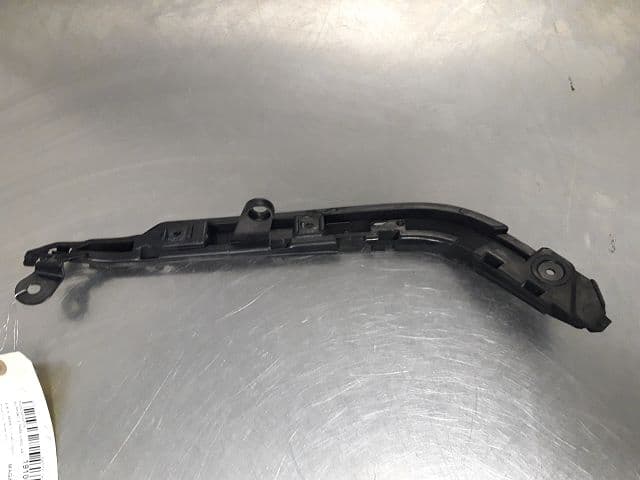 Support gauche pare-choc arriere — BMW — SERIE 1 I (E87) — PHASE 2 — OE 41117173647 — occasion garantie 2 ans