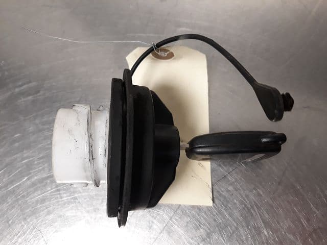 Bouchon reservoir a carburant — DODGE — CALIBER — PHASE 1 — OE 68030940AA — occasion garantie 2 ans