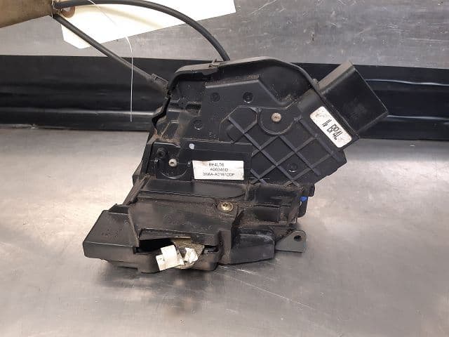 Serrure porte avant droit — MAZDA — 3 — PHASE 2 — OE BR5S58310B — occasion garantie 2 ans