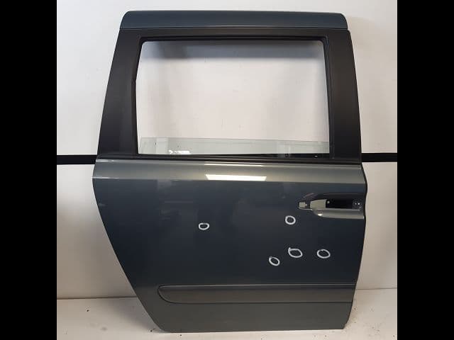 Porte laterale coulissante droite — KIA — CARNIVAL — OE 770044D010 — occasion garantie 2 ans