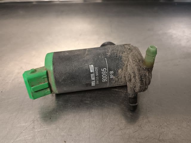 Pompe lave-glace avant — PEUGEOT — 306 — PHASE 2 — OE 643460 — occasion garantie 2 ans