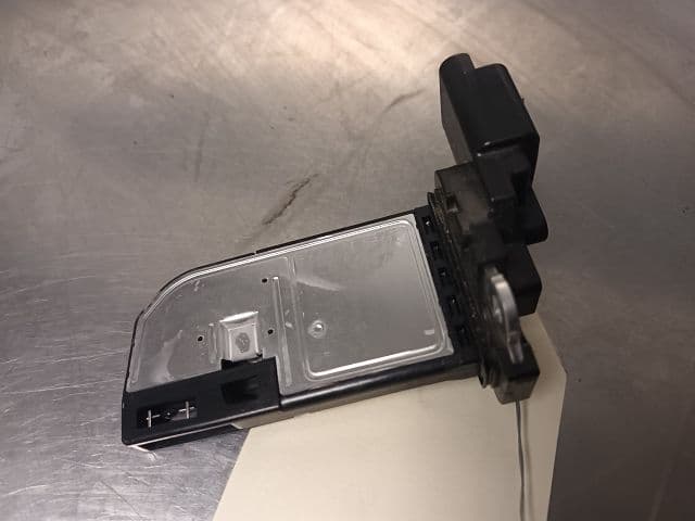 Debimetre air — PEUGEOT — 208 — PHASE 2 — OE 9677093080 — occasion garantie 2 ans
