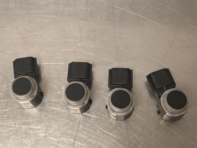Capteur aide stationnement arriere — RENAULT — CAPTUR — PHASE 1 — OE 284425707R — occasion garantie 2 ans