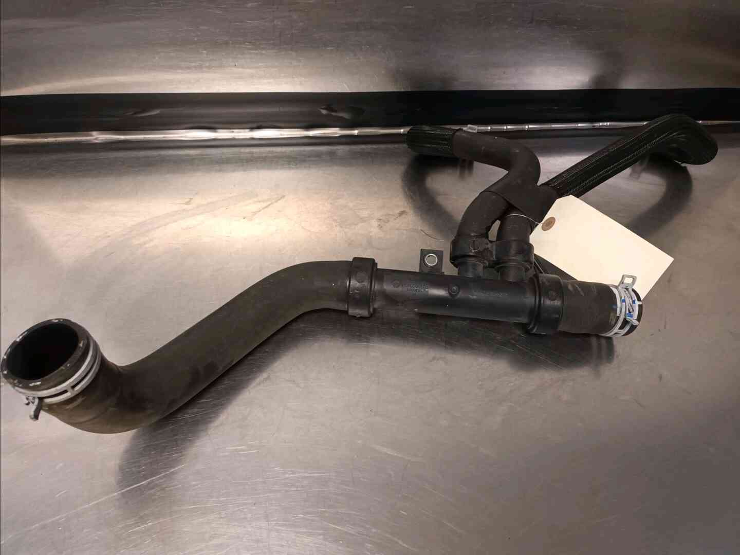 Durit inferieur radiateur — RENAULT — TRAFIC III — PHASE 1 — OE 215010155R — occasion garantie 2 ans