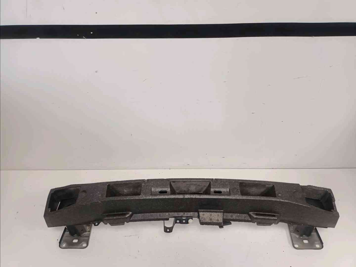 Renfort pare-choc avant — SUZUKI — SX4 II — PHASE 1 — OE 5827061M10000 — occasion garantie 2 ans
