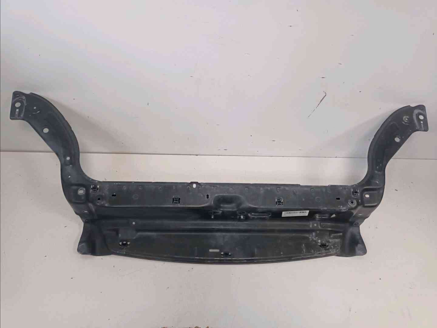 Traverse superieur armature avant — CITROEN — BERLINGO — PHASE 2 — OE 7106C2 — occasion garantie 2 ans