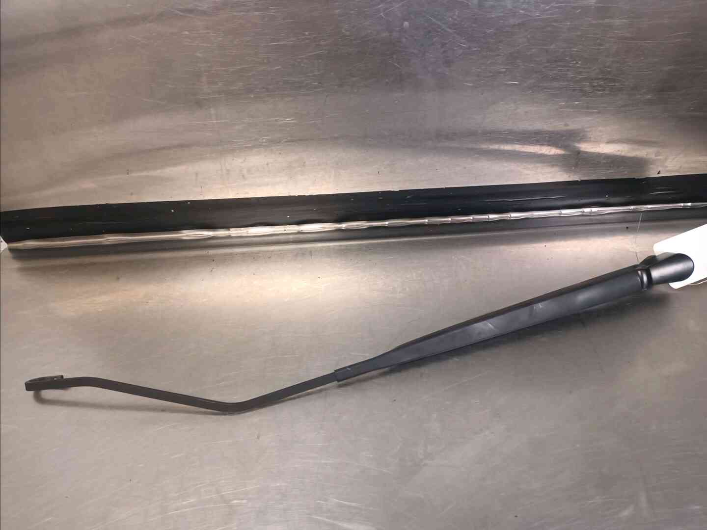 Bras essuie-glace avant droit — CITROEN — C3 I — PHASE 1 — OE 6429V0 — occasion garantie 2 ans