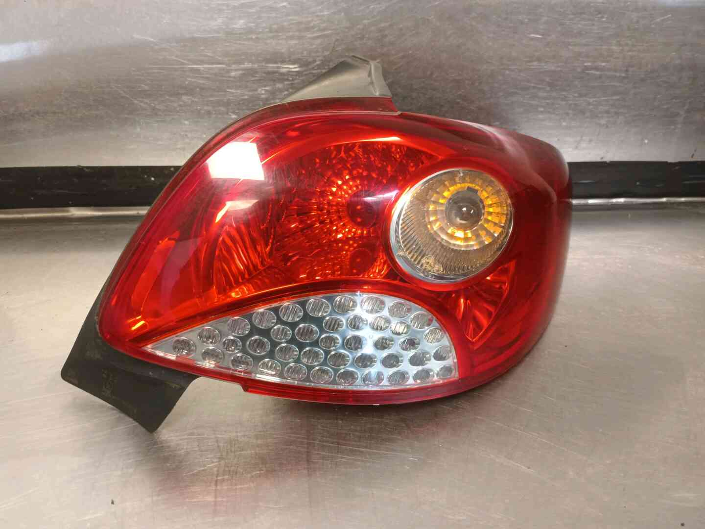 Feu arriere droit — PEUGEOT — 206 + — PHASE 1 — OE 6351GV — occasion garantie 2 ans