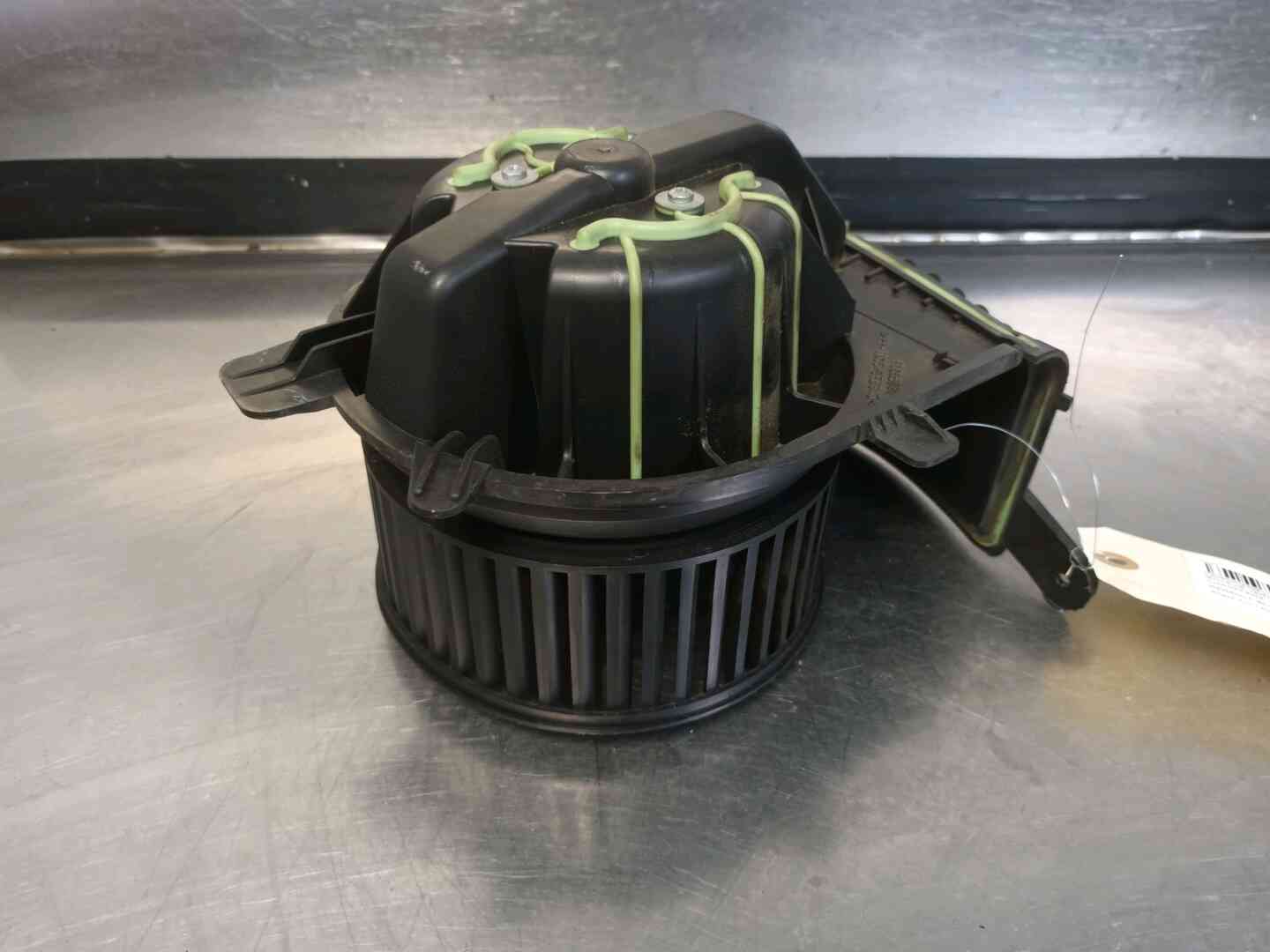 Moteur ventilateur chauffage — RENAULT — MEGANE SCENIC II — PHASE 2 — OE 7701056598 — occasion garantie 2 ans