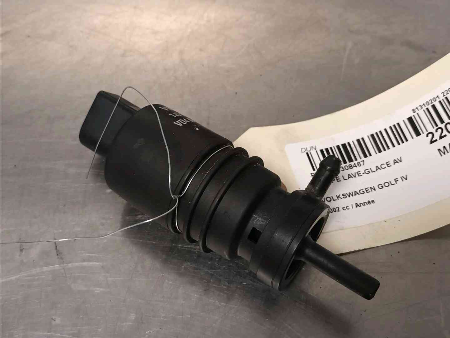 Pompe lave-glace avant — VOLKSWAGEN — GOLF IV — PHASE 1 CAB — OE 1K5955651 — occasion garantie 2 ans