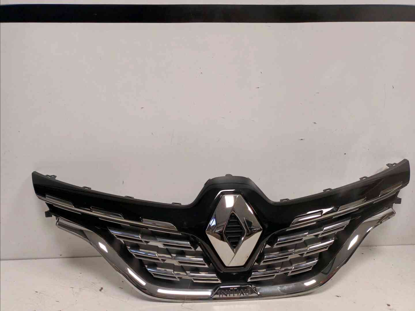 Calandre — RENAULT — CAPTUR II — OE 623104988R — occasion garantie 2 ans