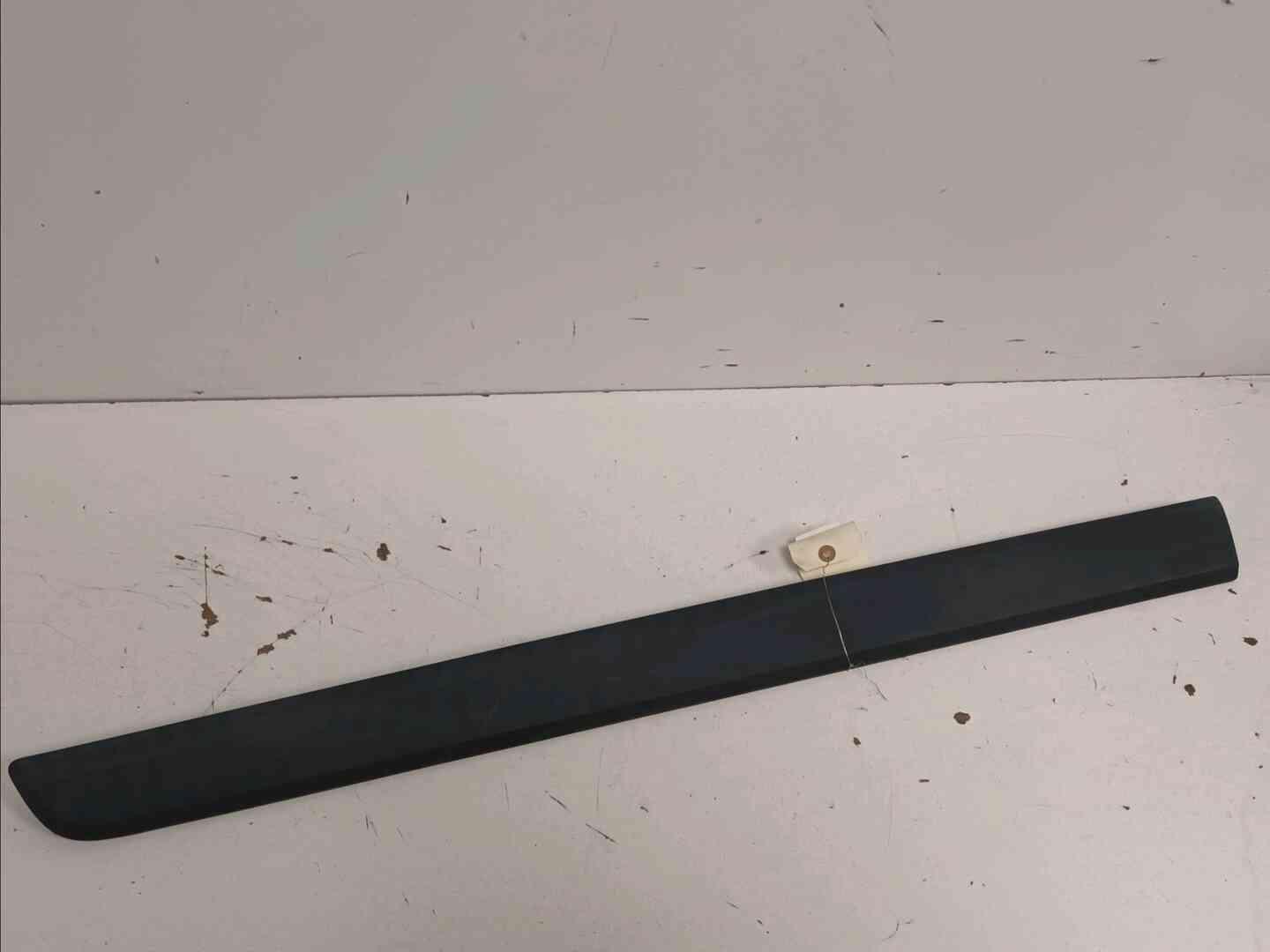 Baguette porte avant gauche — RENAULT — KANGOO II — PHASE 1 EXPRESS — OE 808217463R — occasion garantie 2 ans