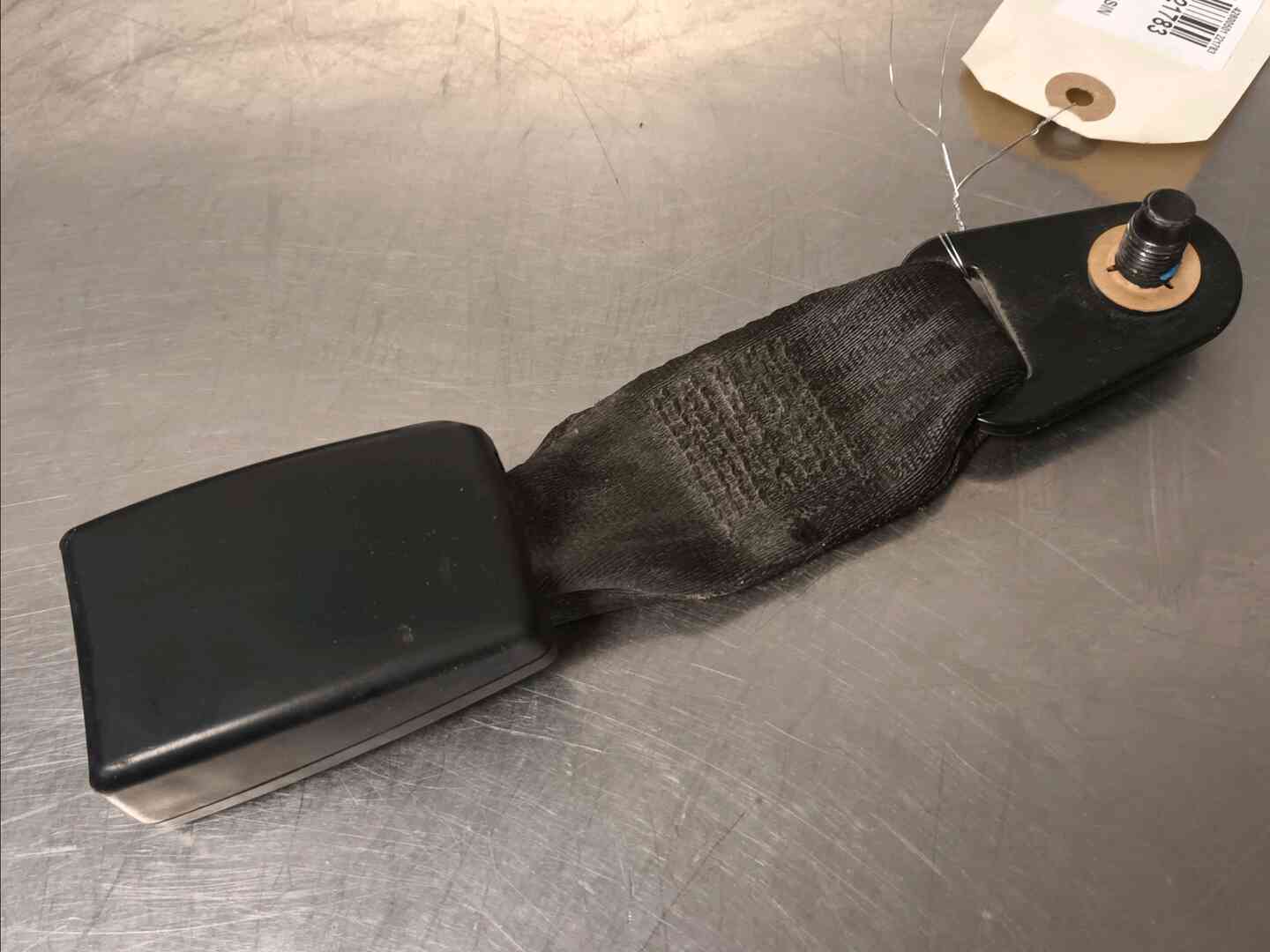 Ancrage ceinture avant droit — FORD — TRANSIT IV — PHASE 1 — OE 1693760 — occasion garantie 2 ans