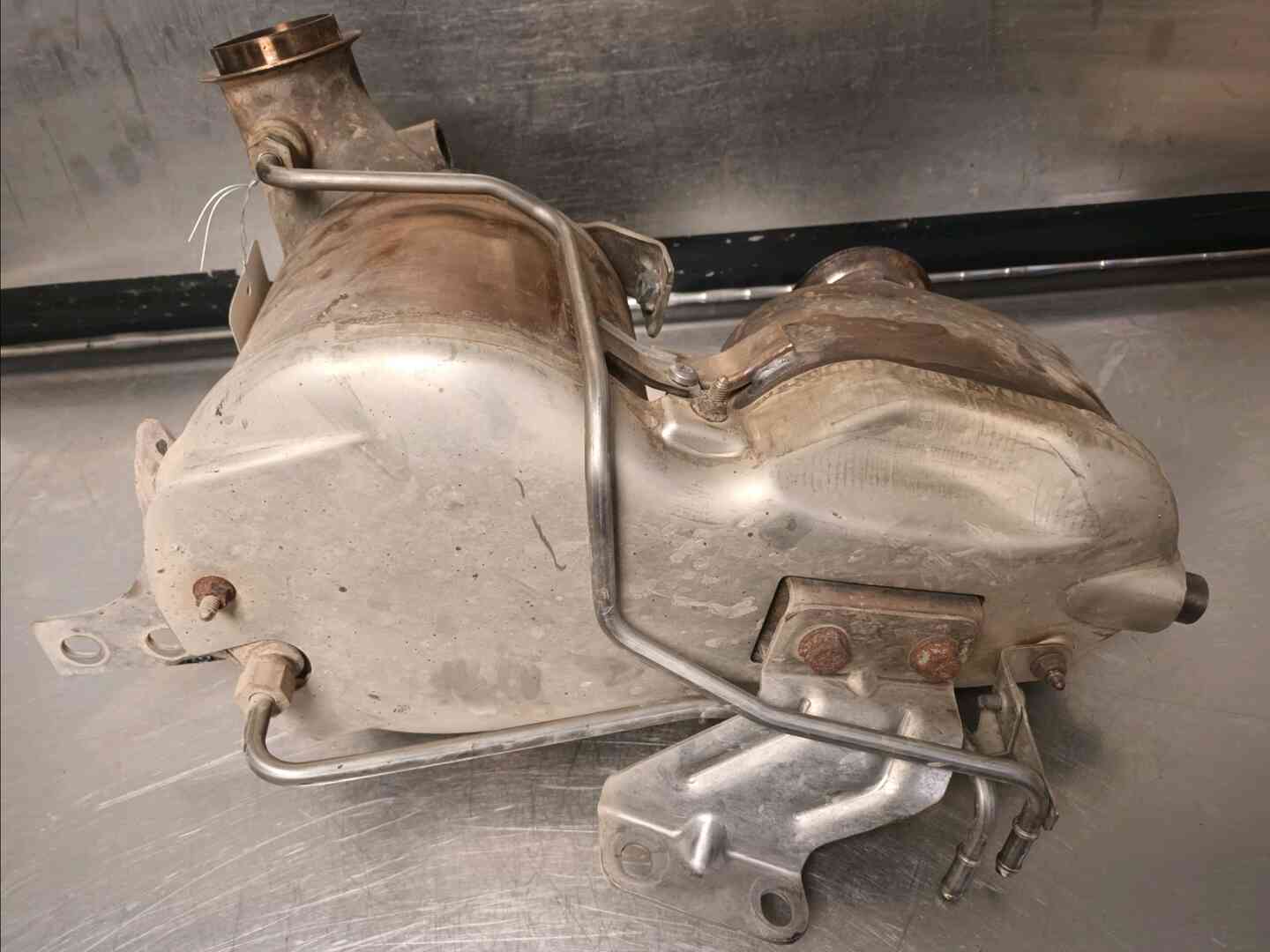 Catalyseur — VOLKSWAGEN — POLO V — PHASE 2 — OE 04B131656DX — occasion garantie 2 ans