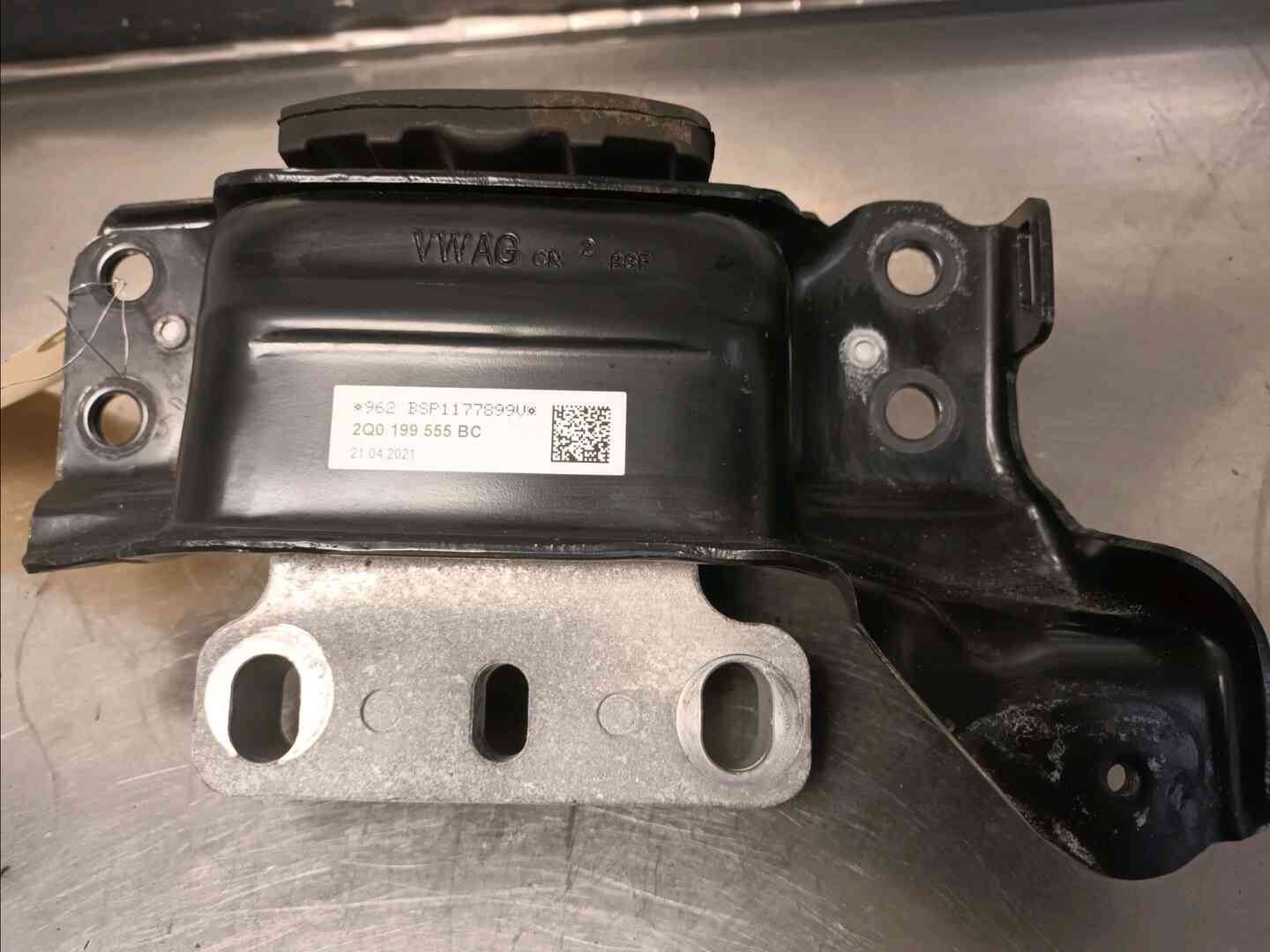 Support boite de vitesse — VOLKSWAGEN — T-CROSS — PHASE 1 — OE 2Q0199555AF — occasion garantie 2 ans