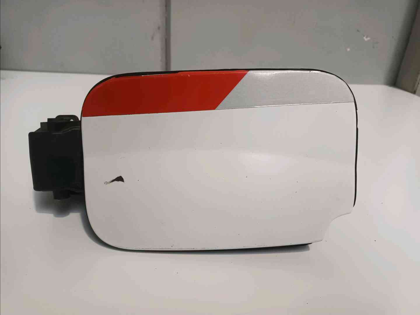 Volet de trappe carburant — RENAULT — KANGOO II — PHASE 2 — OE 8200499049 — occasion garantie 2 ans
