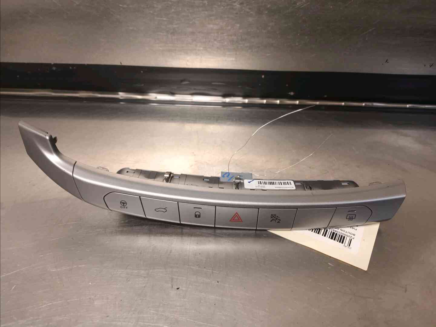 Bouton de warning — FIAT — TIPO — PHASE 1 — OE 973655988 — occasion garantie 2 ans