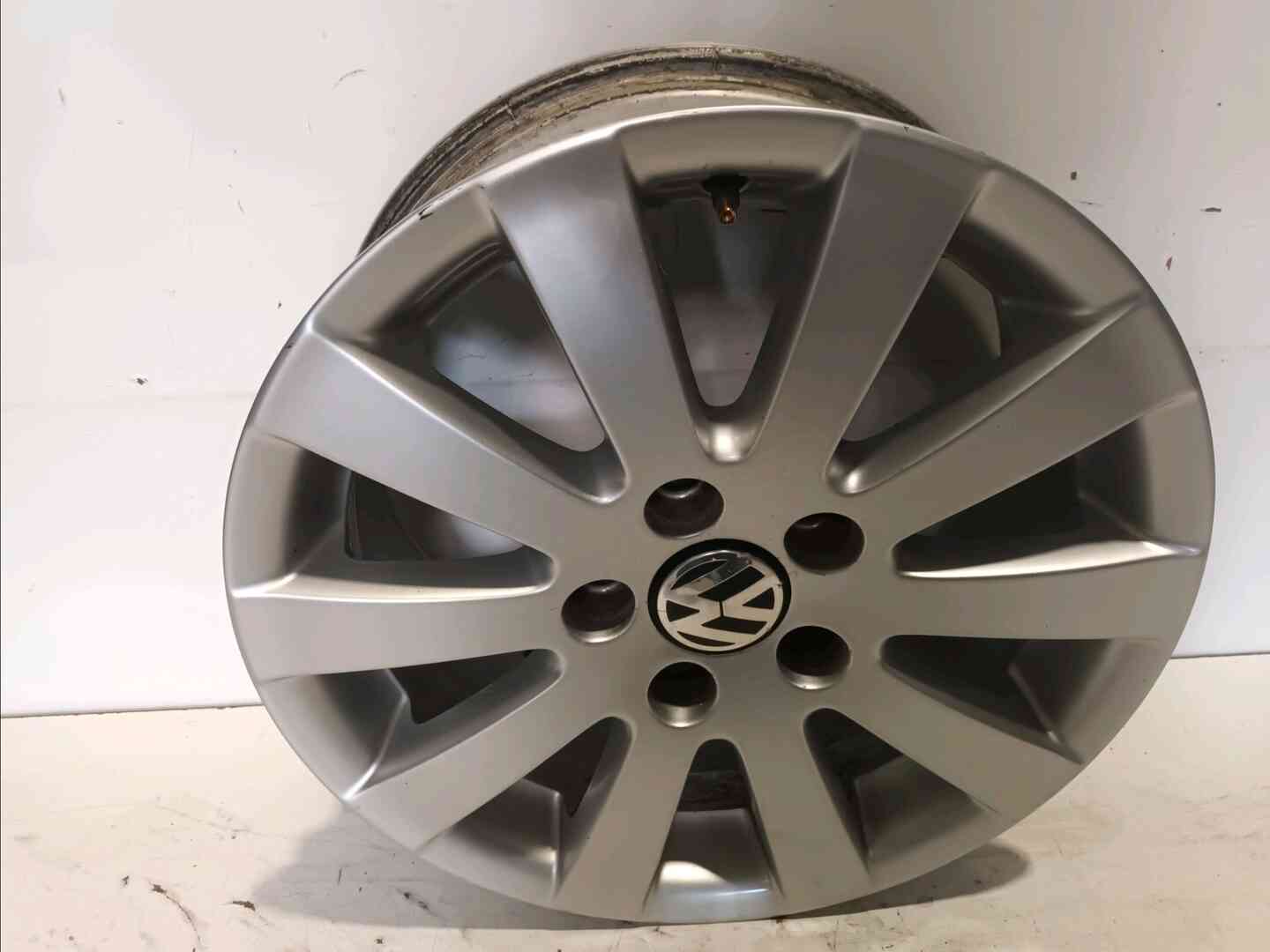 Jante aluminium — VOLKSWAGEN — PASSAT V — PHASE 1 — OE 3C0601025BL8Z8 — occasion garantie 2 ans