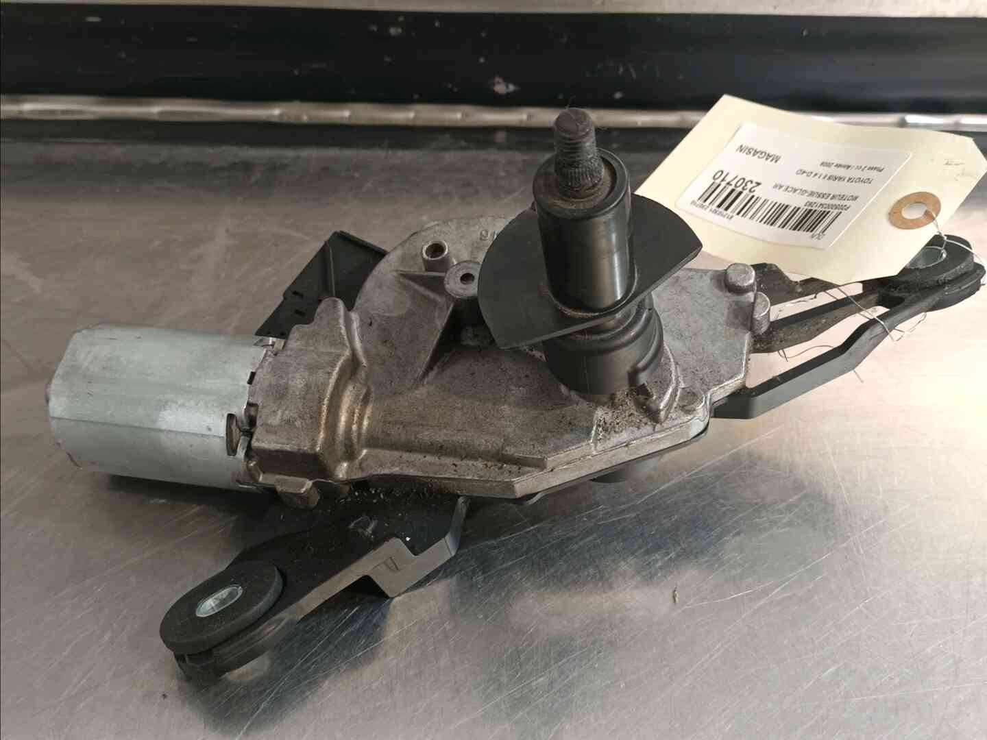 Moteur essuie-glace arriere — TOYOTA — YARIS II — PHASE 2 — OE 851300D020 — occasion garantie 2 ans