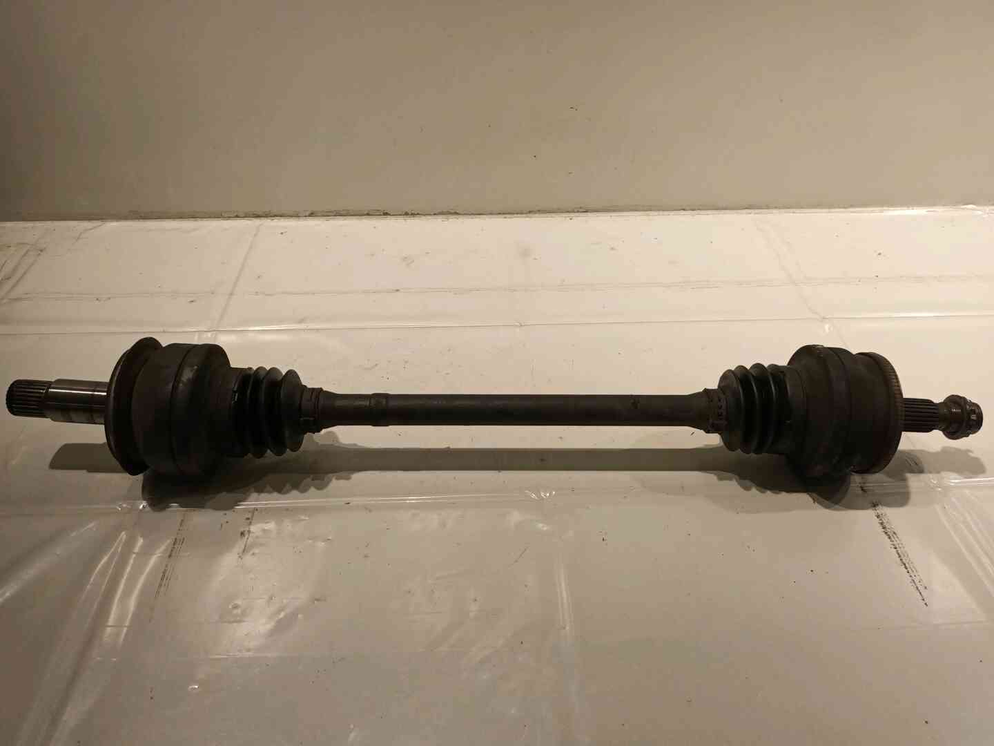 Transmission arriere gauche — MERCEDES — CLASSE C II — PHASE 2 — OE A2033506256 — occasion garantie 2 ans