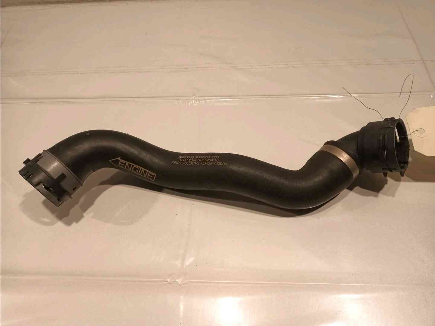 Durit superieure radiateur — MERCEDES — GLC — PHASE 1 — OE A2535019582 — occasion garantie 2 ans