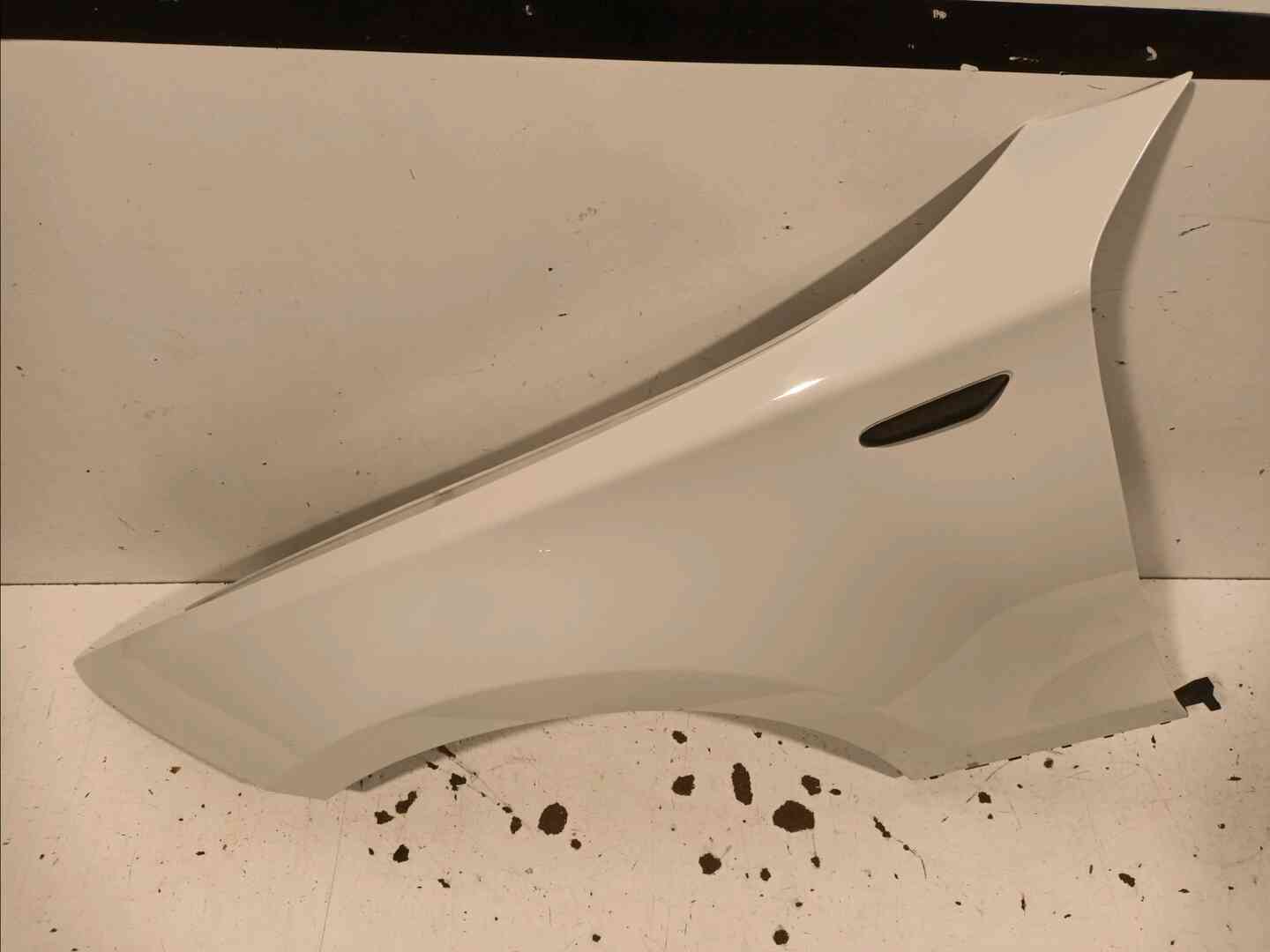 Aile avant gauche — BMW — SERIE 1 I (E87) — PHASE 1 — OE 41357133227 — occasion garantie 2 ans